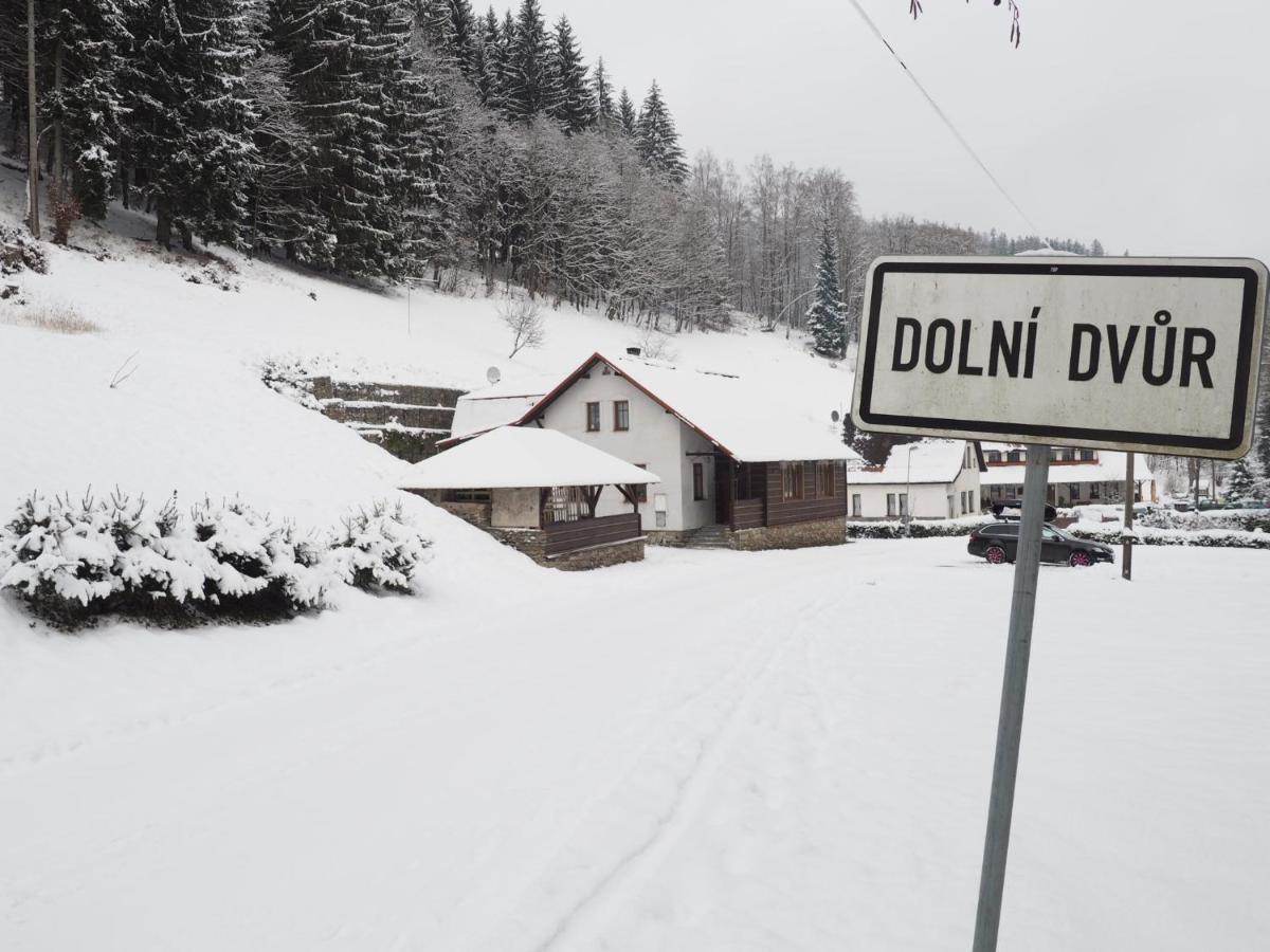 Chalupa Tomášek v blízkosti ski areálu Dolni Dvur Exterior foto